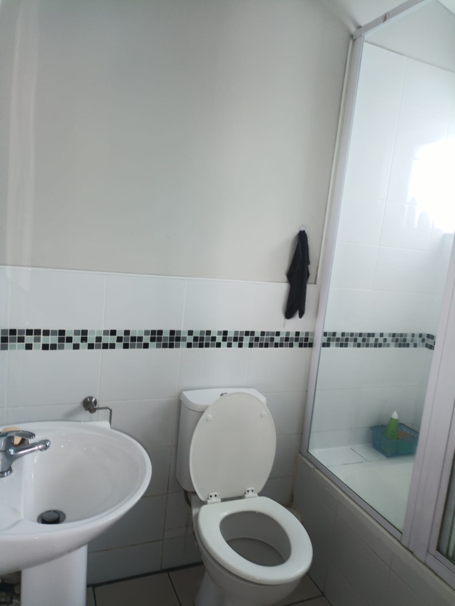 2 Bedroom Property for Sale in Parsonsvlei Eastern Cape